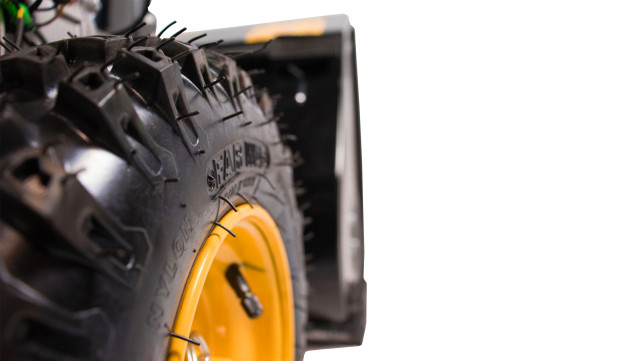 Снегоотбрасыватель CHAMPION ST553