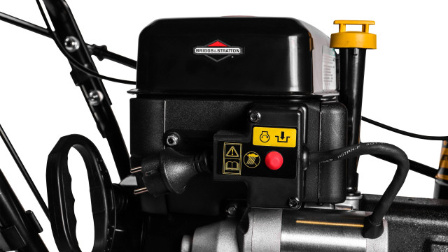Снегоотбрасыватель CHAMPION ST656BS